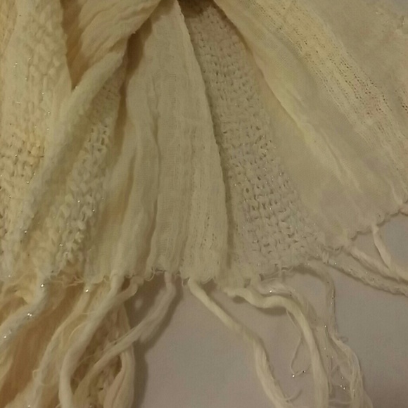 Cream scarf w/ silver stitching accent - Picture 2 of 2