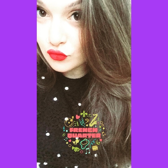 Meet your Posher, Cori - Picture 1 of 1