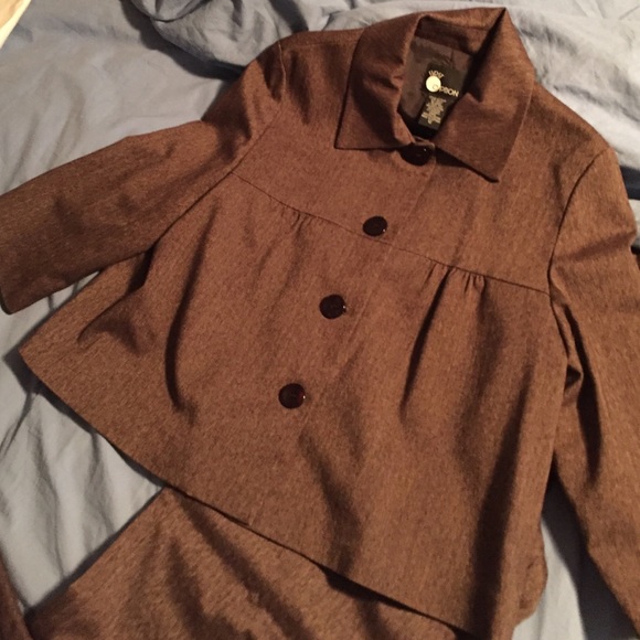 Adorable Brown suit. Wide leg pant & swing coat!