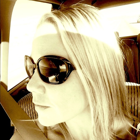 Meet your Posher, Brooke