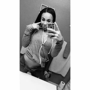 Meet your Posher, Gabby