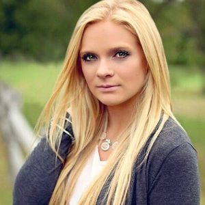 Meet your Posher, Marissa