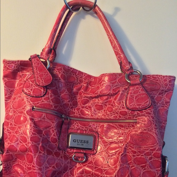 GUESS | Oversized Hot Pink Carry All Bag | XXL - Picture 2 of 4