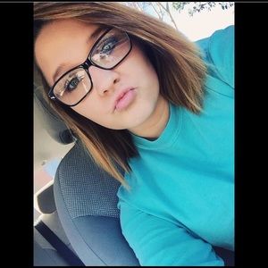 Meet your Posher, Savannah