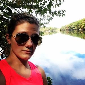 Meet your Posher, Jeanine