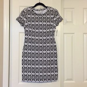 black & white Printed Stretchy cotton dress!