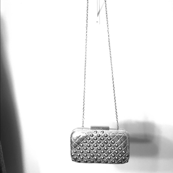 Silver clutch - Picture 1 of 3