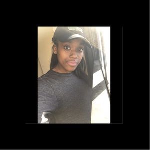 Meet your Posher, Ariel