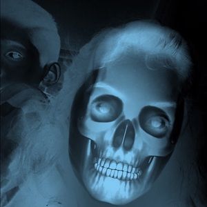 Meet your Posher, Celia