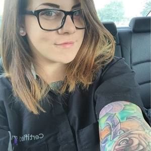 Meet your Posher, Amanda