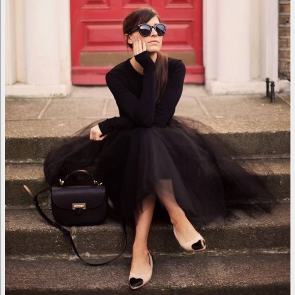 Gorgeous black tulle skirt 💕