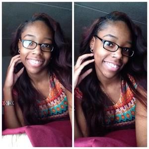 Meet your Posher, Peachess