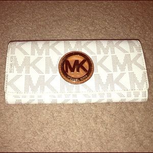 Michael Kora Wallet