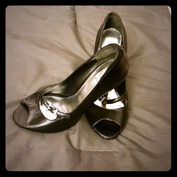 Bakers size 6 open toe