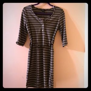 NEW WITH TAGS casual lightweight dress!