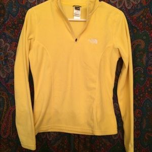 Light-weight North Face Fleece. NWOT