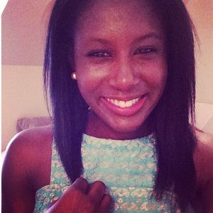 Meet your Posher, Whitney