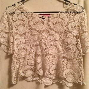crotchet crop top