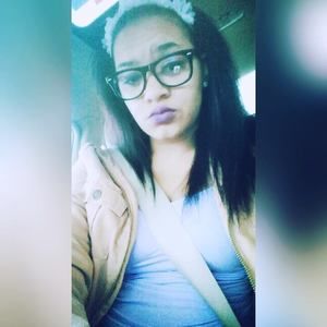 Meet your Posher, Marie