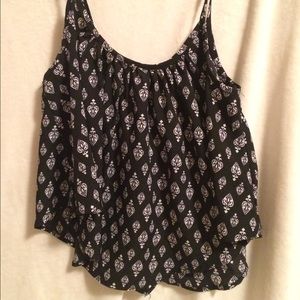 flowy black and white patterned tank top