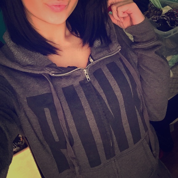 VS PINK Gray Fashion Show Collection Hoodie!