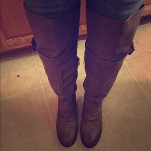 Over the knee riding boot