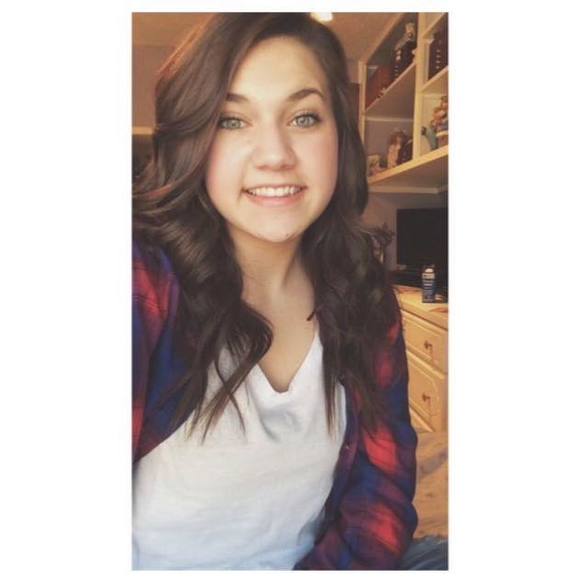 Meet your Posher, Haley - Picture 1 of 1