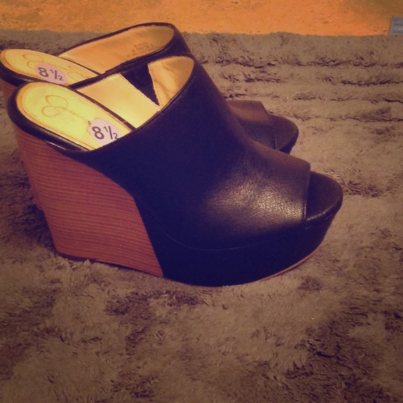 Jessica Simpson wedges