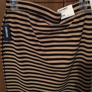 New skirt never worn