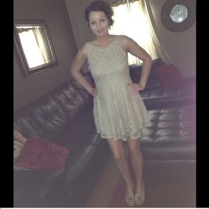 Meet your Posher, Brenda