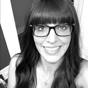Meet your Posher, Gina