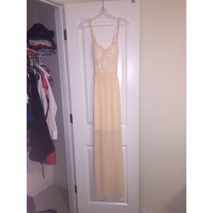 BEAUTIFUL formal dress