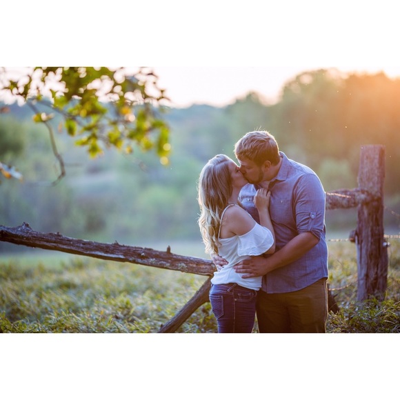 Meet your Posher, Lindsey - Picture 3 of 8