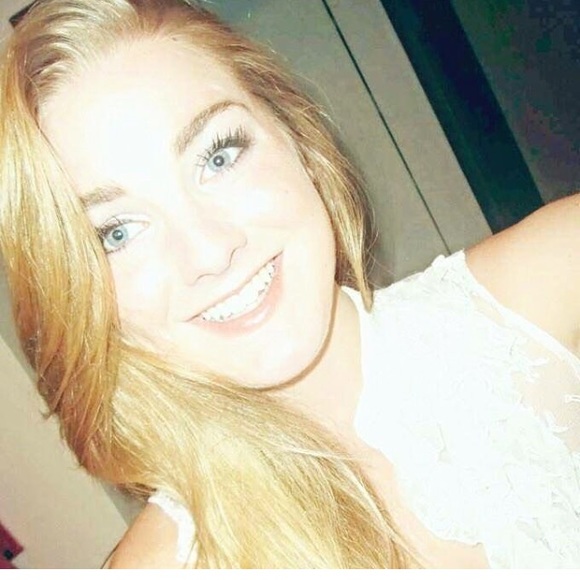 Meet your Posher, Lindsey - Picture 4 of 8