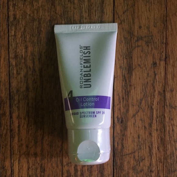 Rodan + Fields oil control lotion