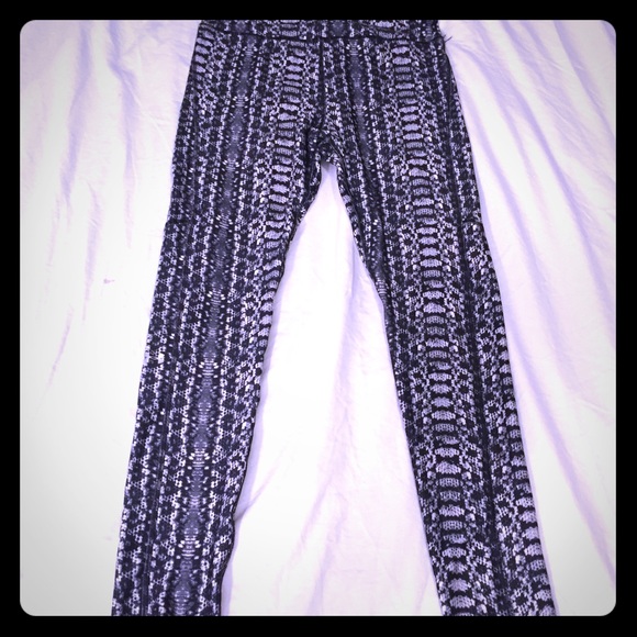 Under Armour workout leggings