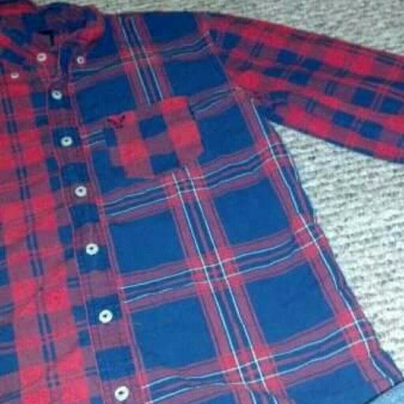 American eagle button up