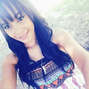 Meet your Posher, Dominique