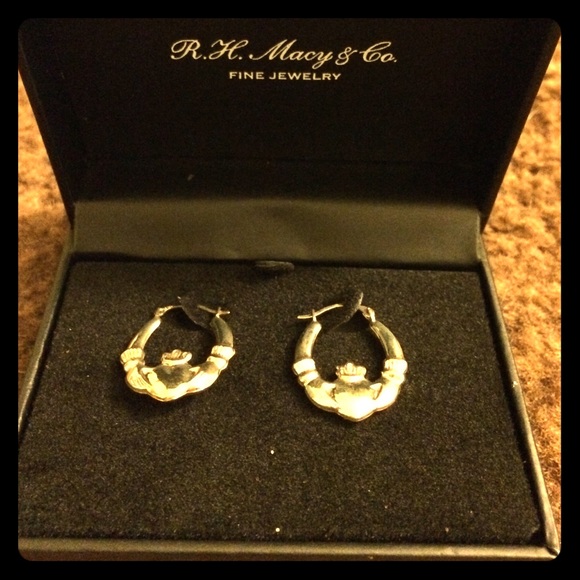 Real gold clauddagh ring earrings