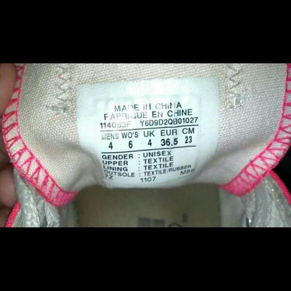 Pink converse - Picture 3 of 4