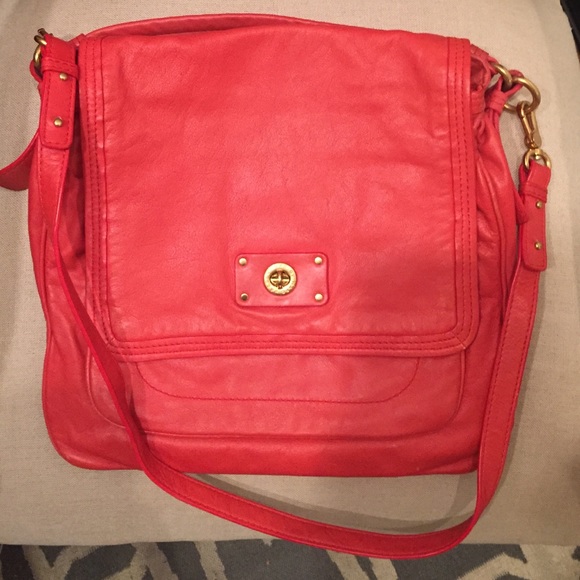 *🍓🍒FIRE ENGINE RED MARC JACOBS