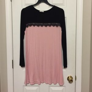 💟Adorable pink and black boutique dress