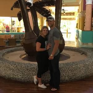 Meet your Posher, Amity