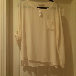 Loft top. Cream