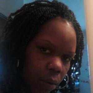 Meet your Posher, Tonia