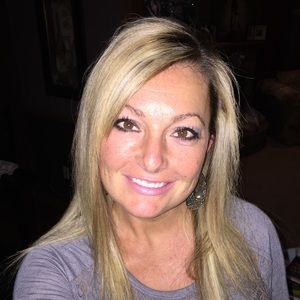 Meet your Posher, Heidi