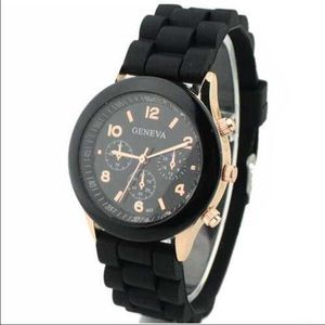 Gorgeous black & rose gold watch!