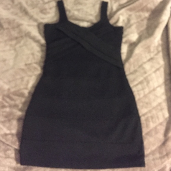 Little black dress - Picture 2 of 3