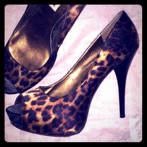 Steve Madden Cheetah print heels