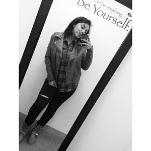 Meet your Posher, Gianna